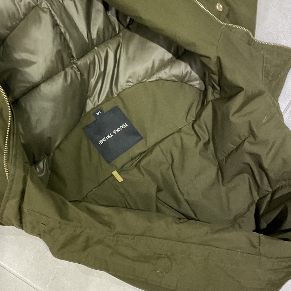 Ivanka Trump Olive Hooded Winter Parka - Picture 14 of 15